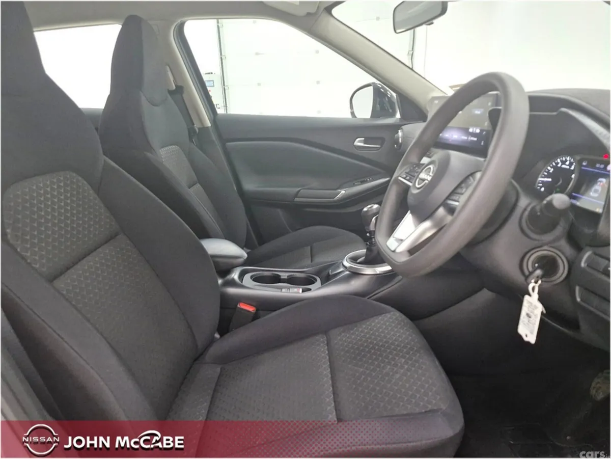 Nissan Juke MPV, Petrol, 2025, Grey
