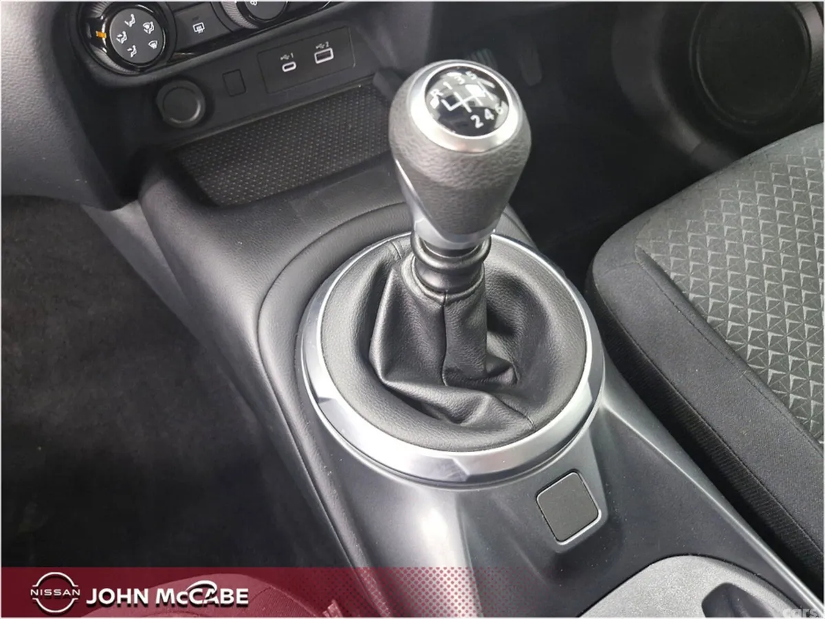 Nissan Juke MPV, Petrol, 2025, Grey