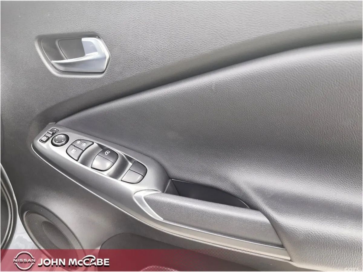 Nissan Juke MPV, Petrol, 2025, Grey