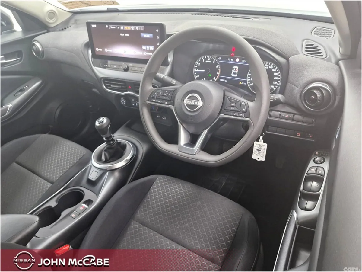Nissan Juke MPV, Petrol, 2025, Grey
