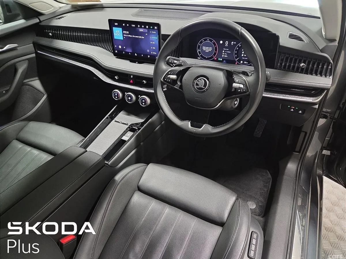 Skoda Superb Saloon, Diesel, 2024, Grey