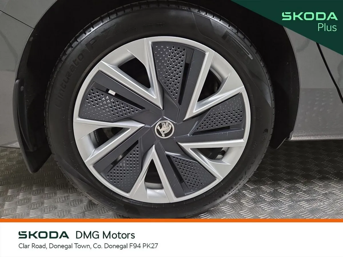 Skoda Superb Saloon, Diesel, 2024, Grey