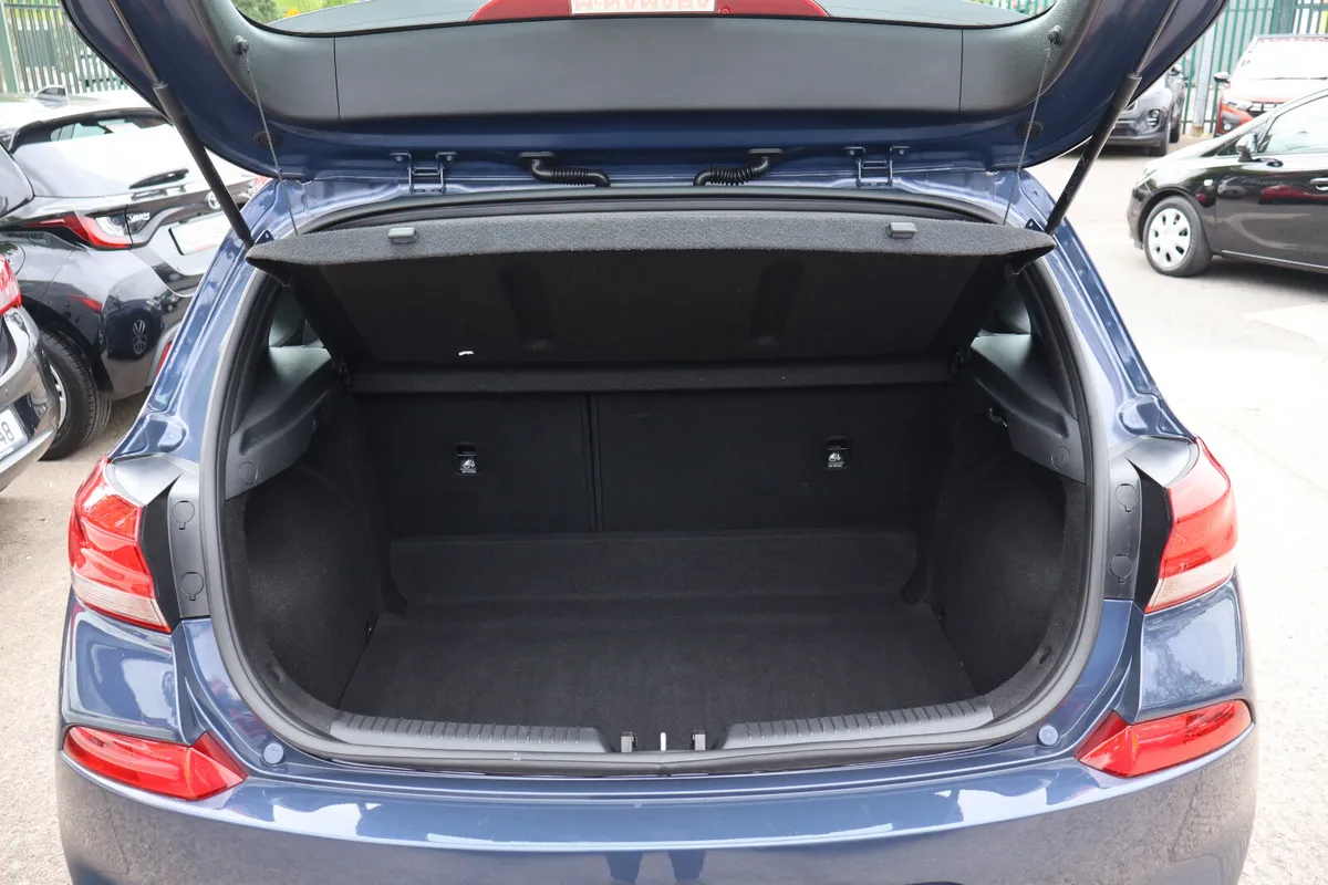 Hyundai i30 Hatchback, Diesel, 2018, Blue