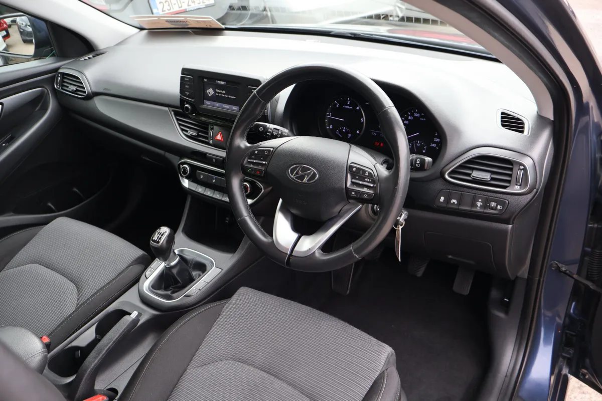 Hyundai i30 Hatchback, Diesel, 2018, Blue