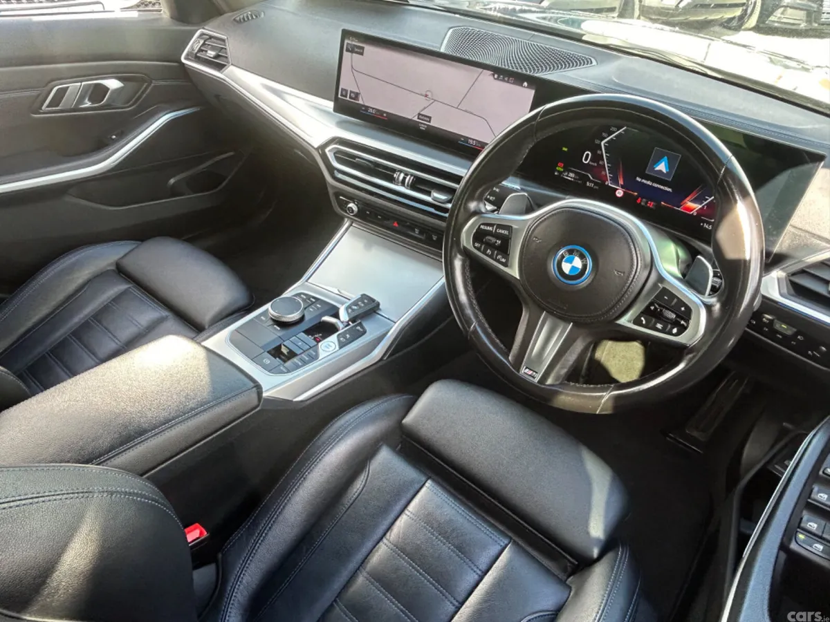 BMW 3-Series Estate, Petrol Plug-in Hybrid, 2023, Black