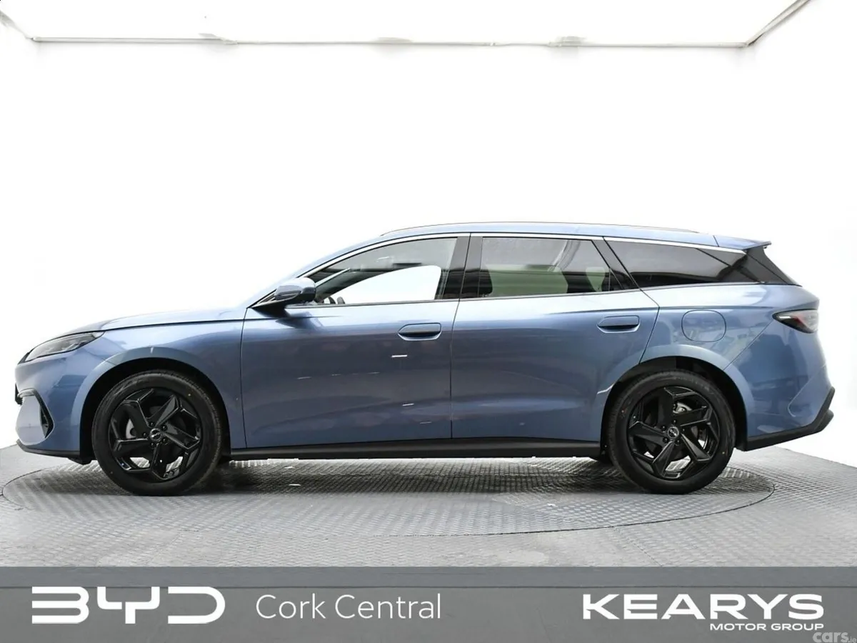 BYD Seal 6 Estate, Petrol Plug-in Hybrid, 2027, Blue