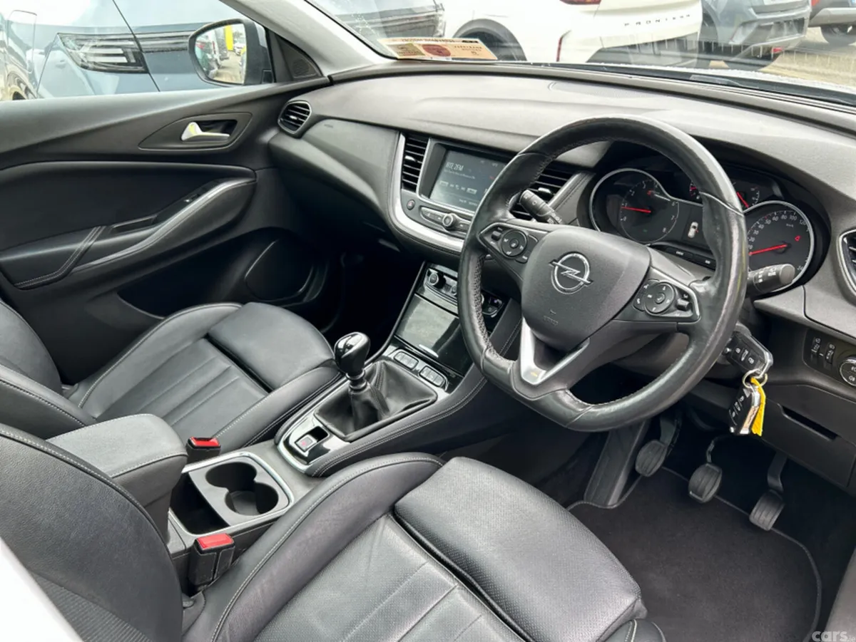 Opel Grandland X MPV, Diesel, 2021, Grey