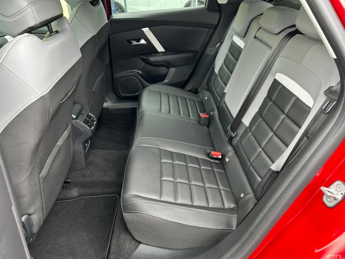 Citroen C4 Hatchback, Petrol Hybrid, 2025, Red
