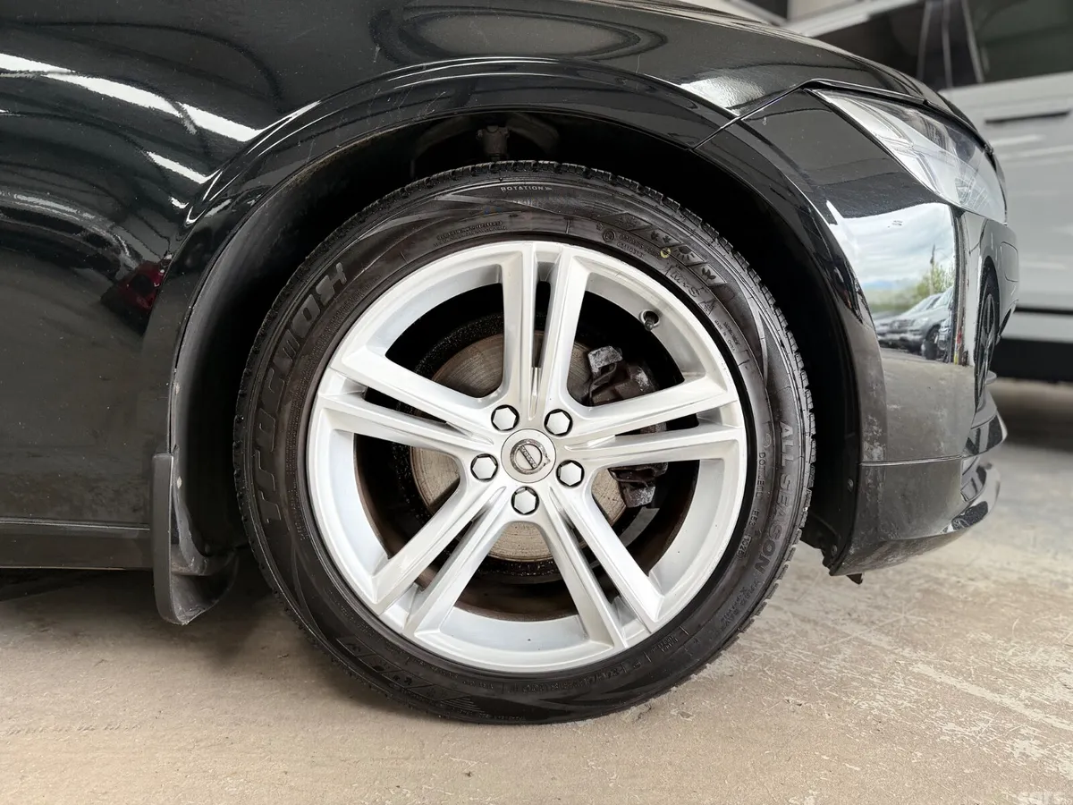 Volvo S90 Saloon, Diesel, 2021, Black