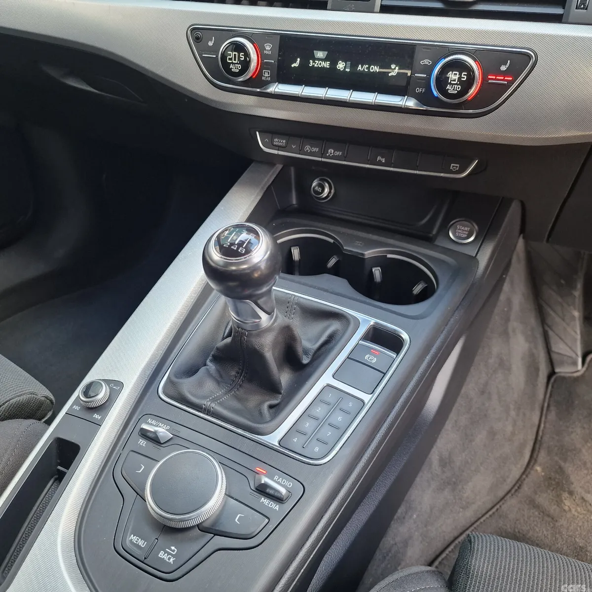 Audi A4 Estate, Petrol, 2017, Grey