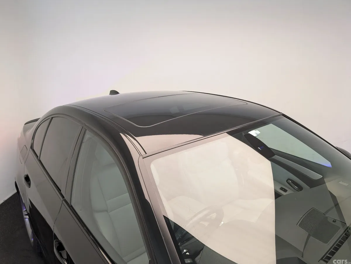 BMW M5 Saloon, Petrol, 2008, Black