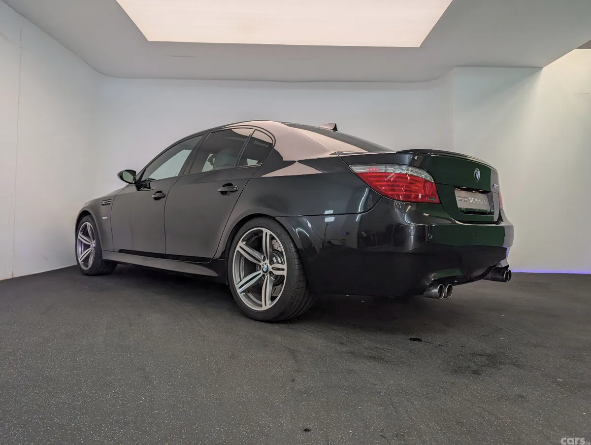 BMW M5 Saloon, Petrol, 2008, Black