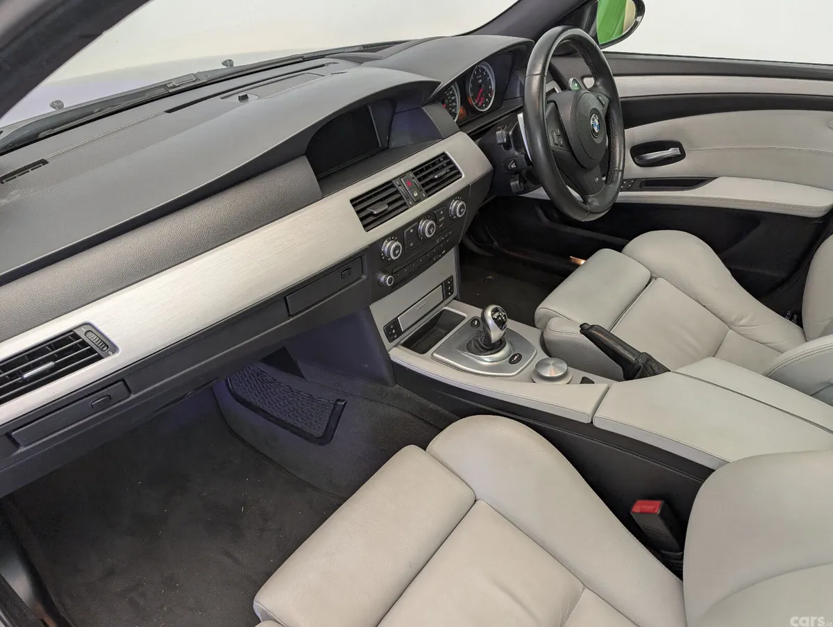 BMW M5 Saloon, Petrol, 2008, Black