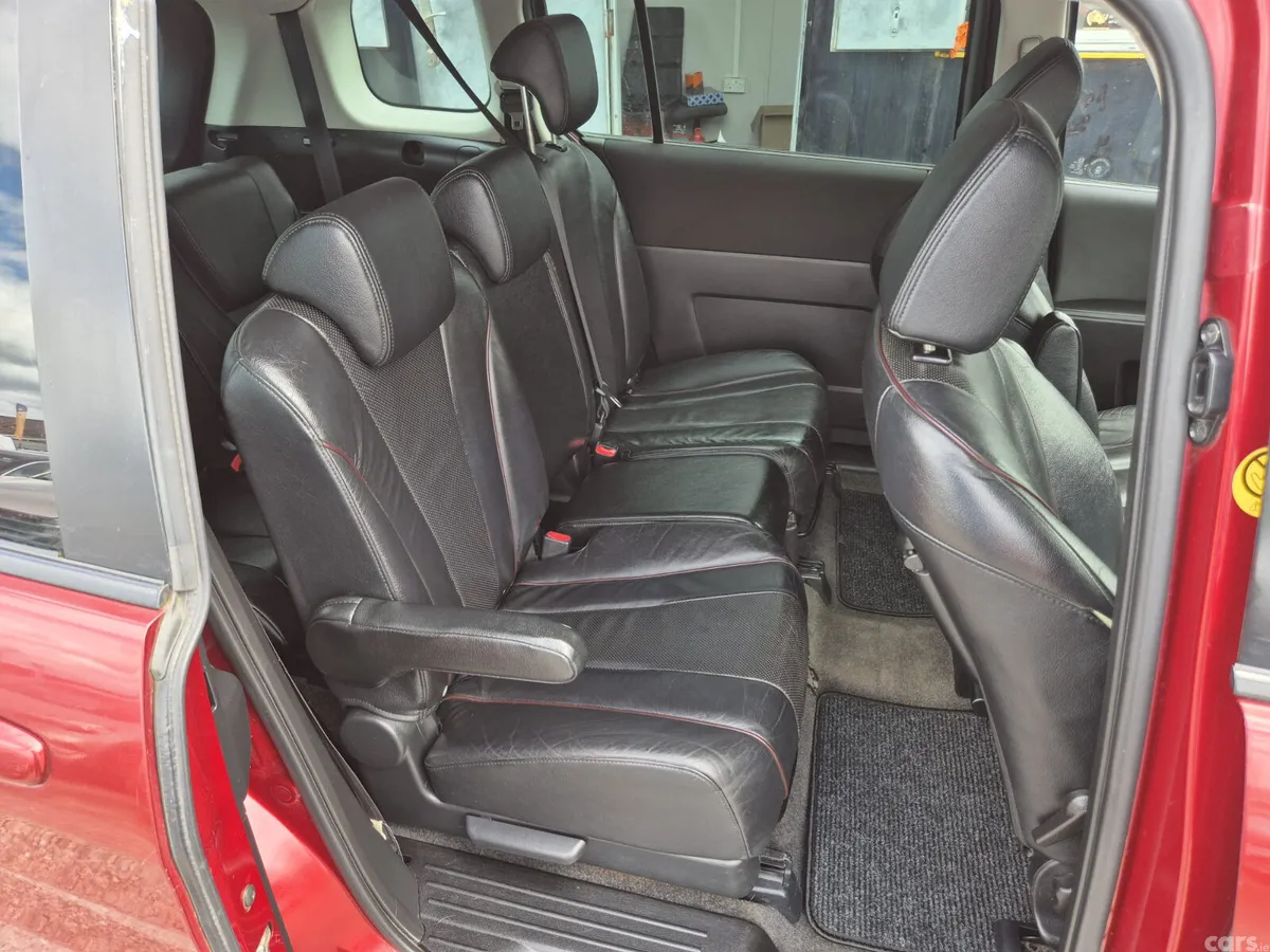 Mazda Mazda5 MPV, Diesel, 2014, Red