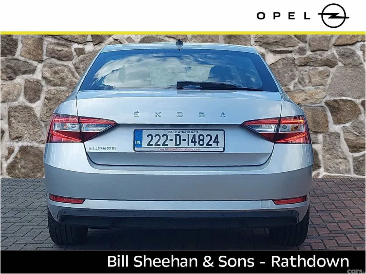 Skoda Superb Saloon, Diesel, 2022, Silver