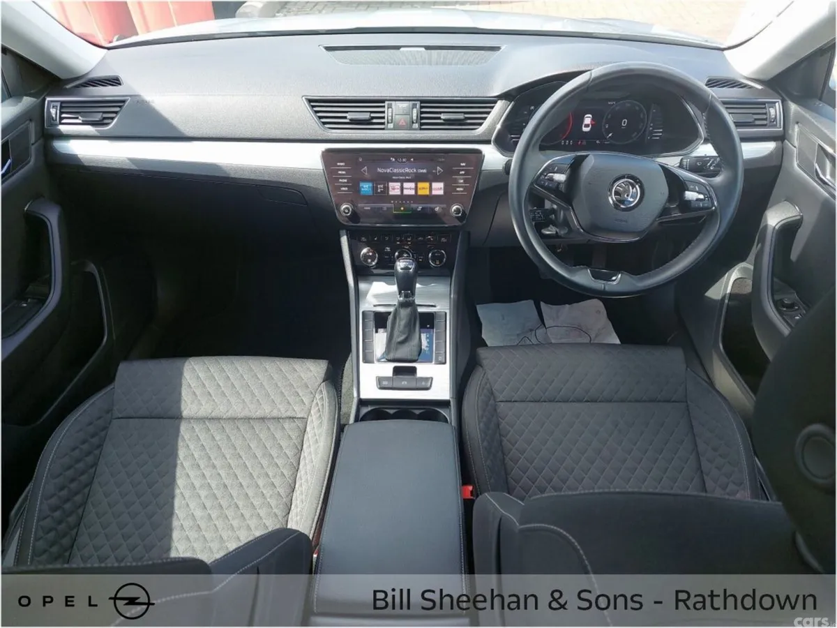 Skoda Superb Saloon, Diesel, 2022, Silver