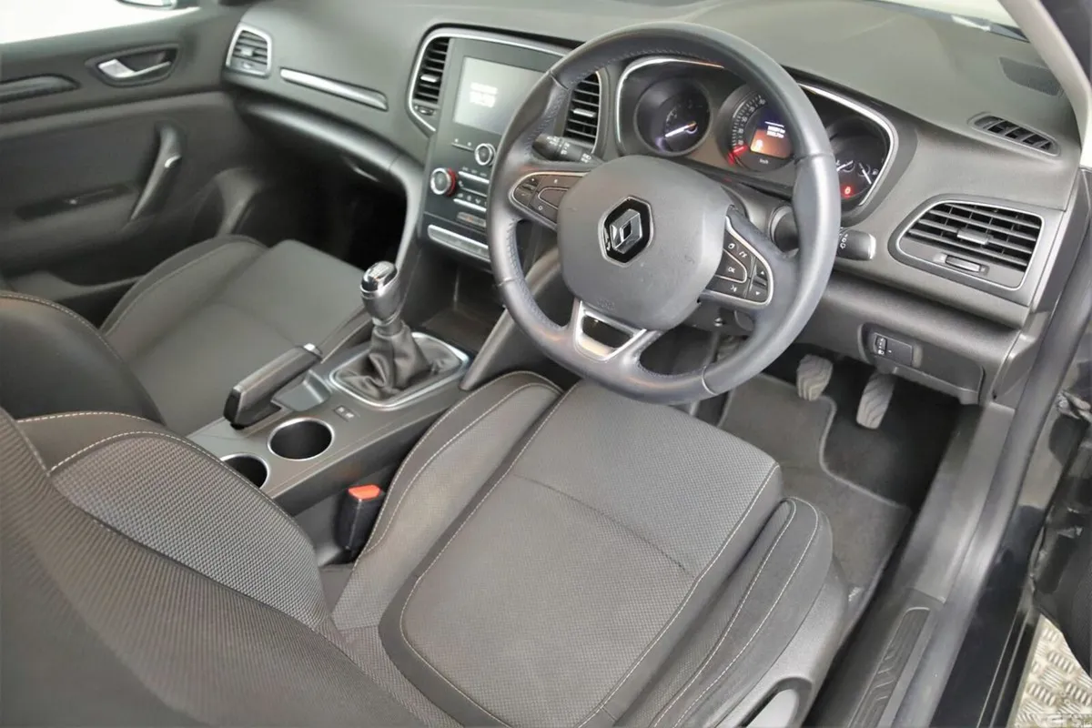 Renault Megane Hatchback, Diesel, 2020, Black