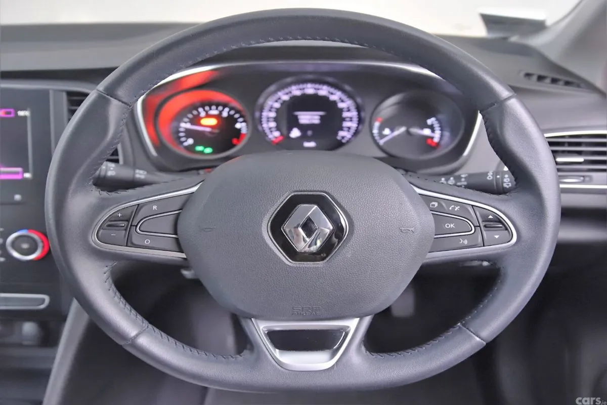 Renault Megane Hatchback, Diesel, 2020, Black