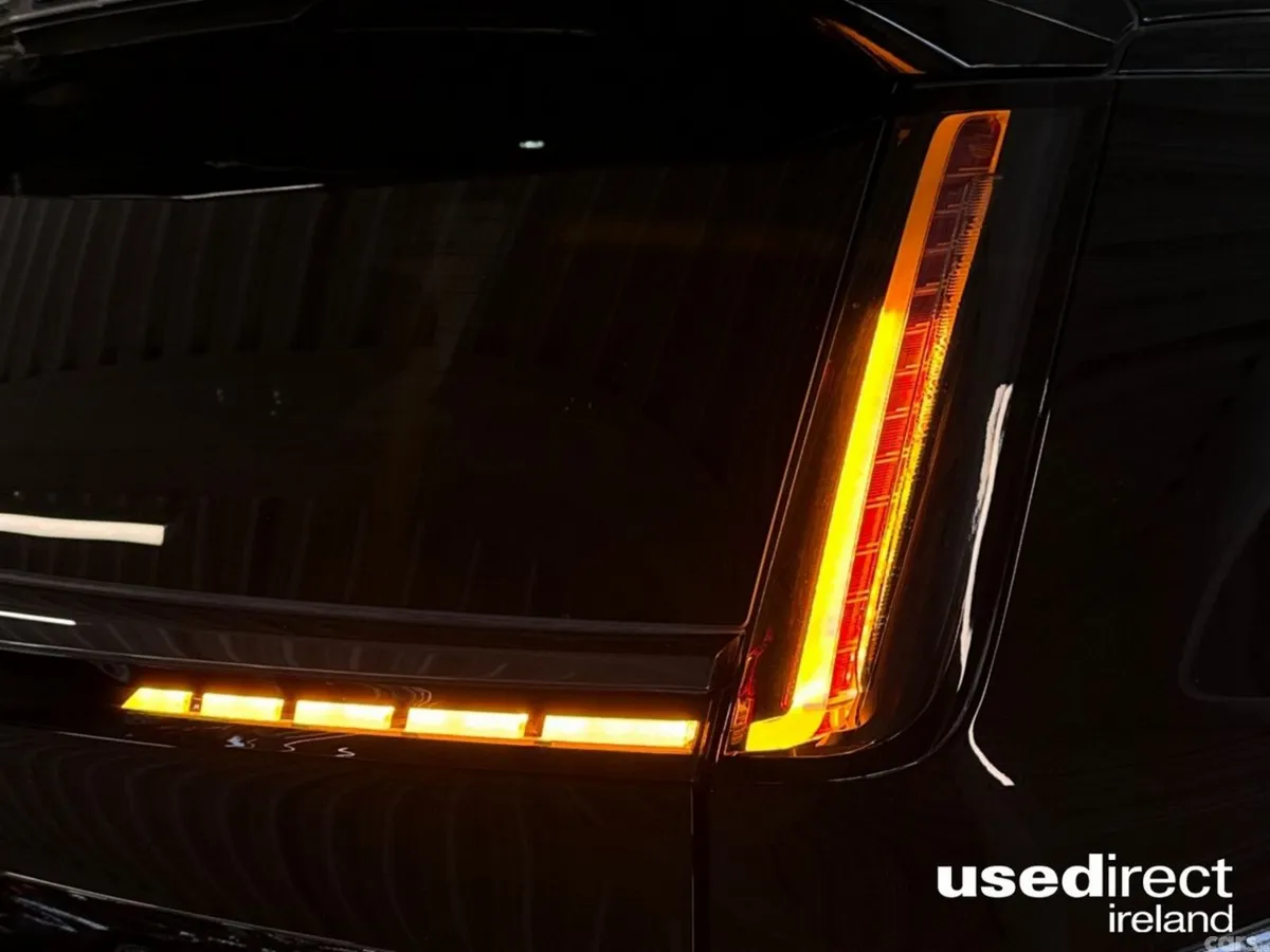 Cadillac Vistiq Estate, Electric, 2026, Black