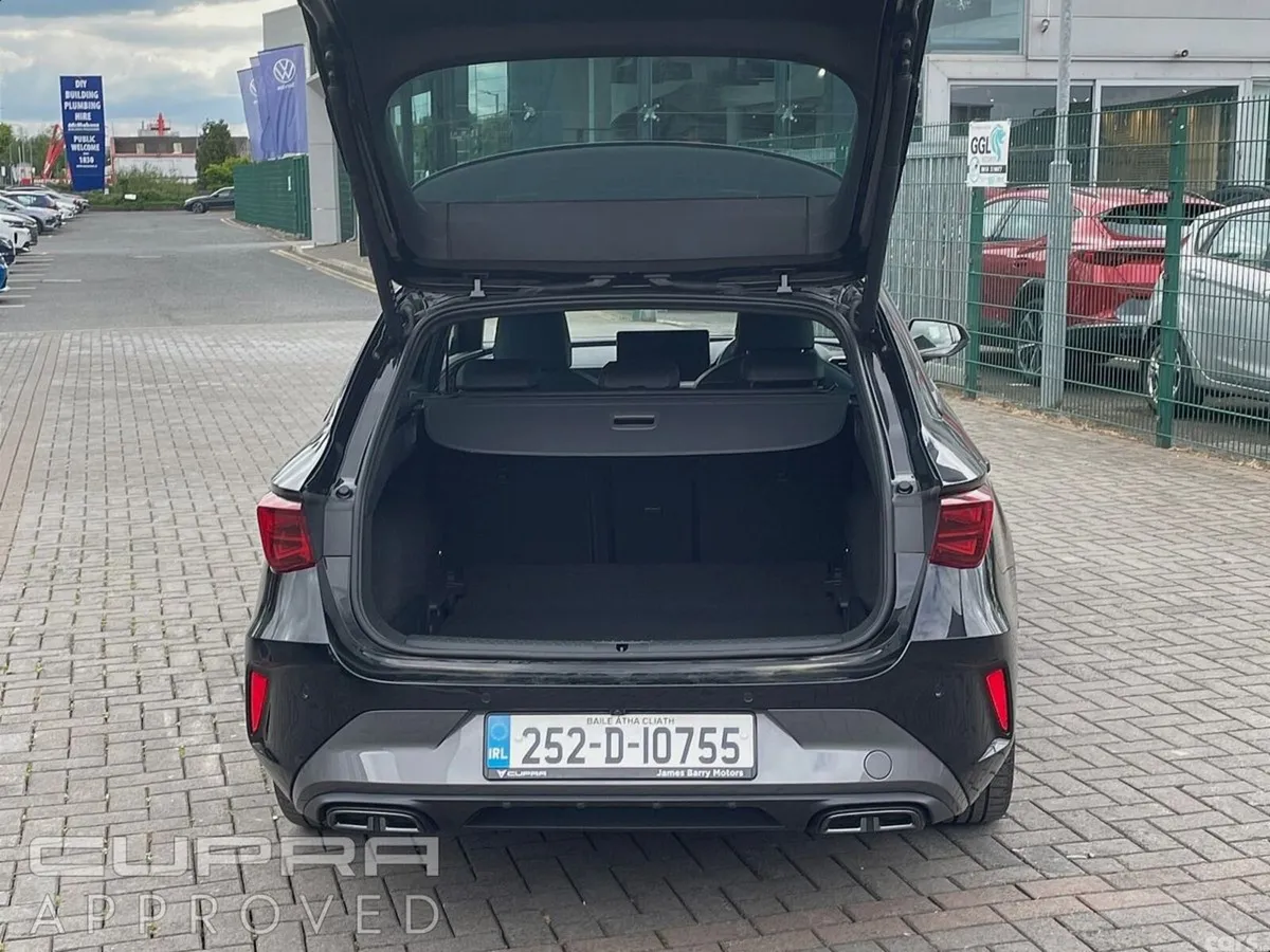 Cupra Leon Hatchback, Petrol, 2025, Black