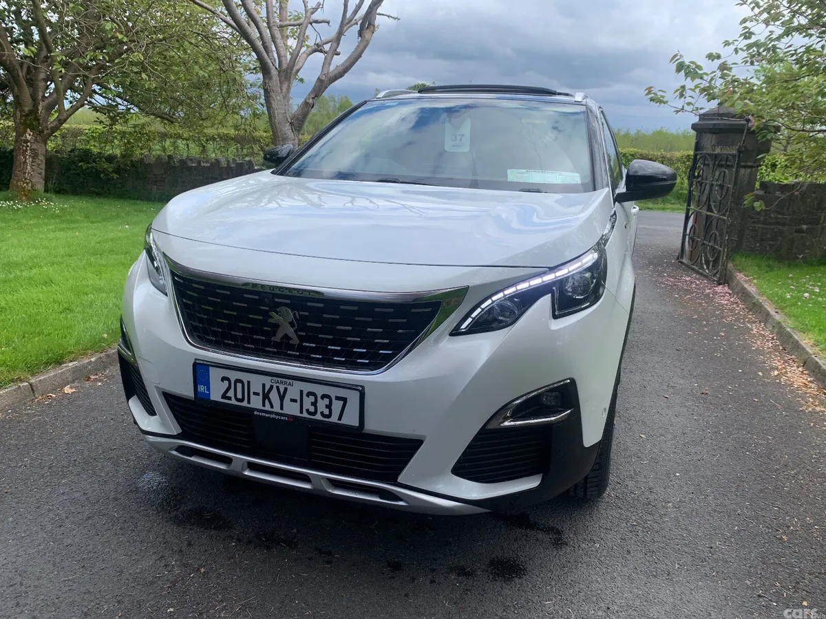Peugeot 5008 MPV, Diesel, 2020, White