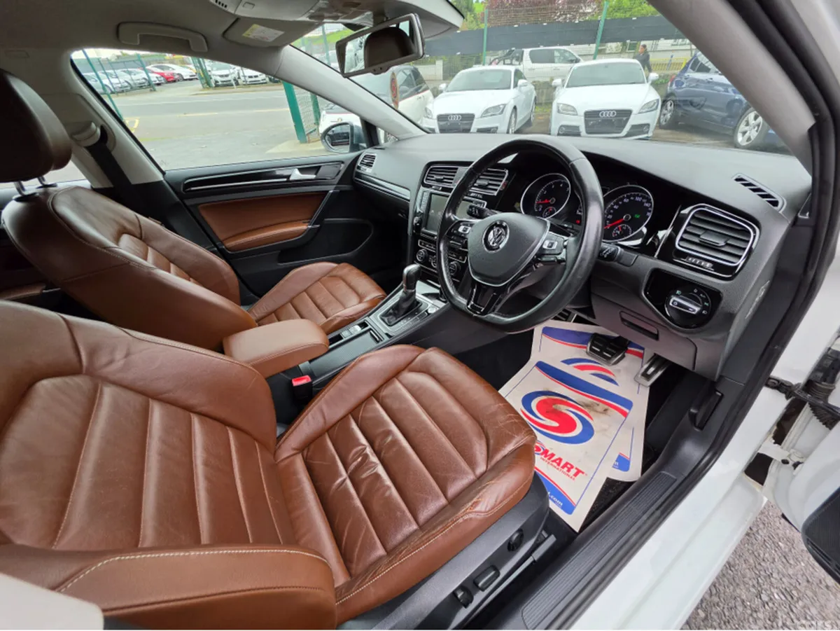 Volkswagen Golf Hatchback, Petrol, 2015, White