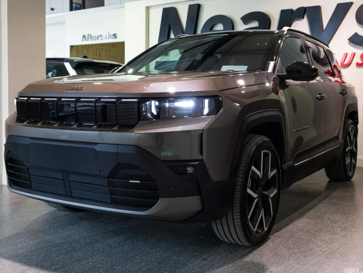 Jeep Compass SUV, Electric, 2026, Brown