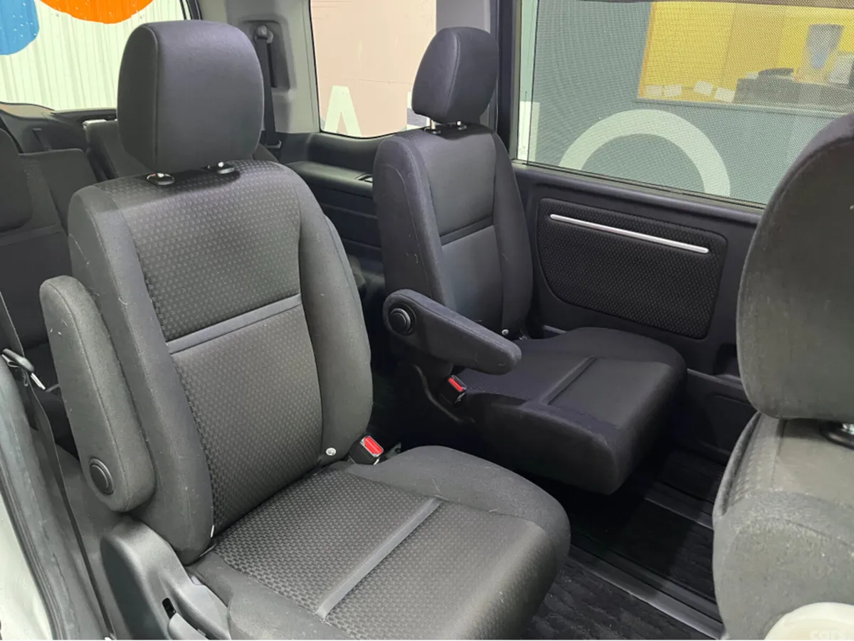 Honda Stepwagon MPV, Petrol Hybrid, 2021, White