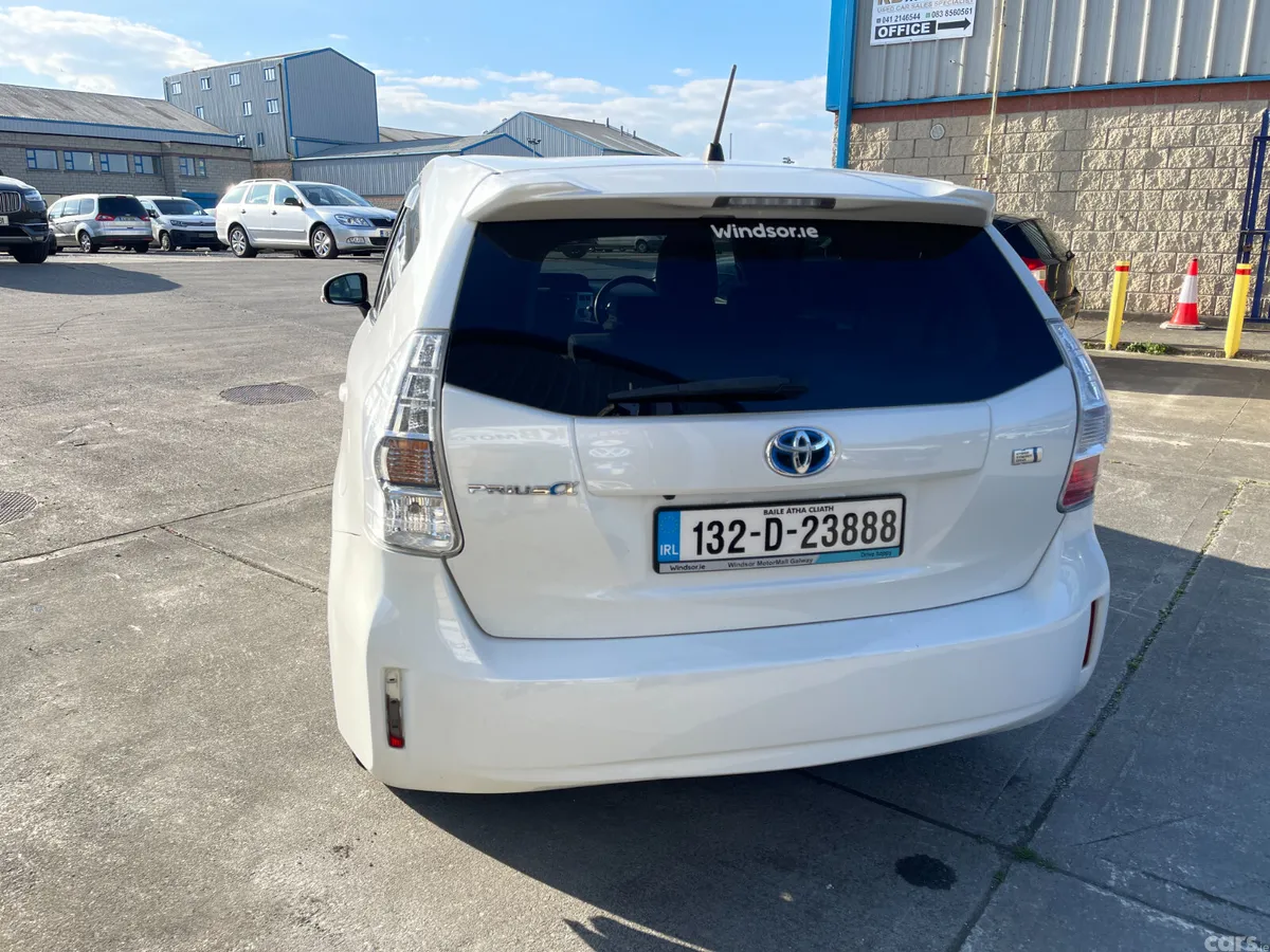 Toyota Prius Hatchback, Petrol Hybrid, 2013, White