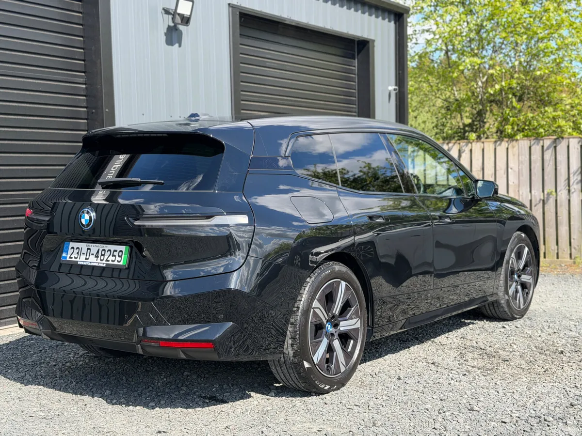 BMW iX SUV, Electric, 2023, Black
