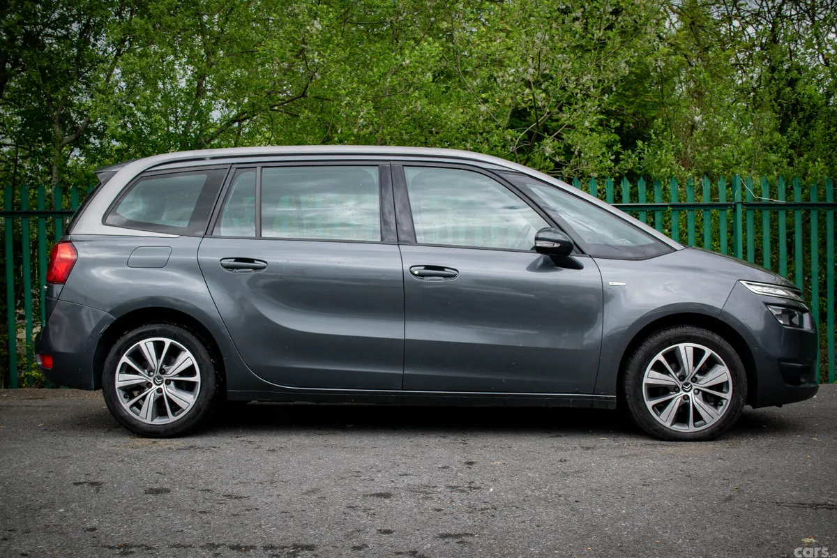 Citroen Grand C4 Picasso Hatchback, Diesel, 2016, Grey