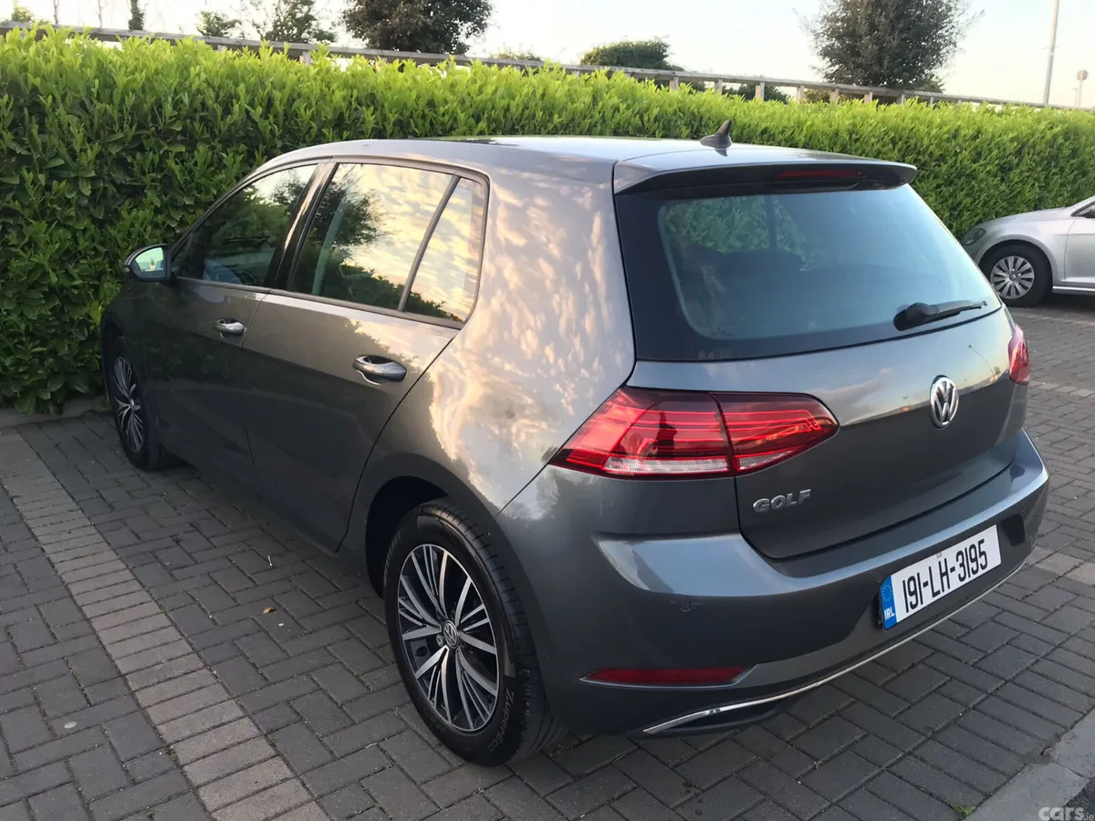 Volkswagen Golf Hatchback, Petrol, 2019, Grey
