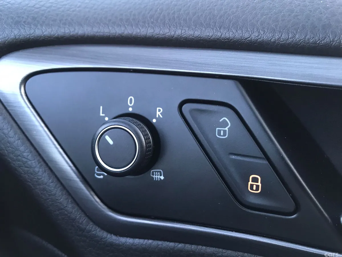 Volkswagen Golf Hatchback, Petrol, 2019, Grey