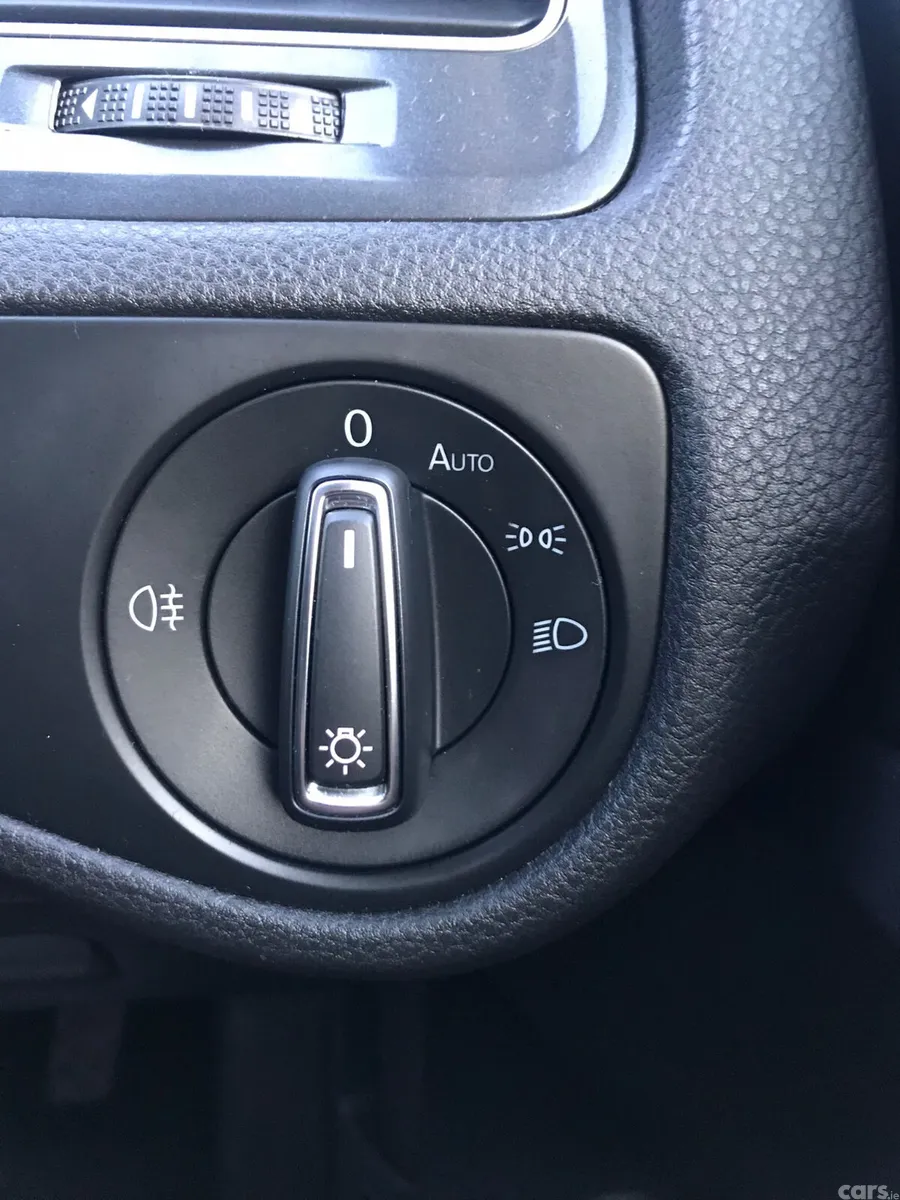 Volkswagen Golf Hatchback, Petrol, 2019, Grey