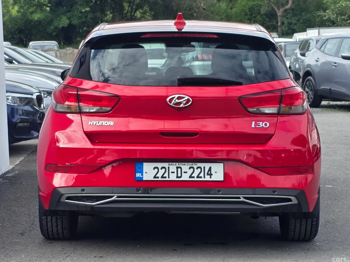 Hyundai i30 Hatchback, Diesel, 2022, Red