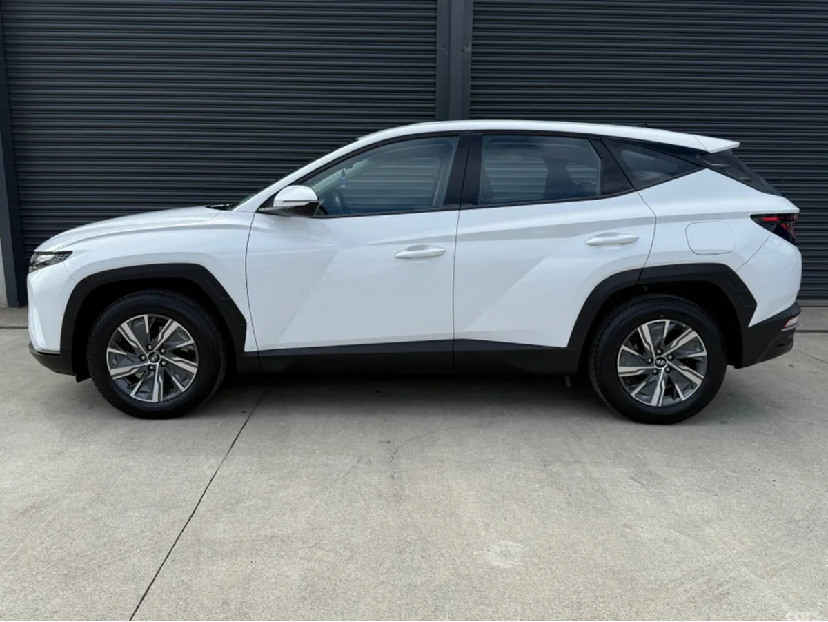 Hyundai Tucson MPV, Diesel, 2022, White