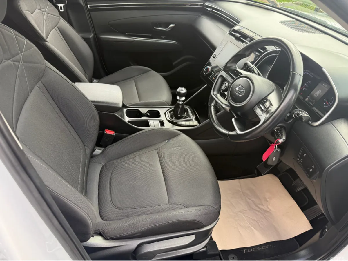 Hyundai Tucson MPV, Diesel, 2022, White