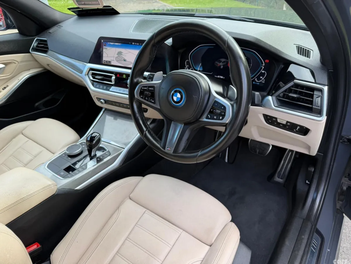 BMW 3-Series Saloon, Petrol Plug-in Hybrid, 2022, Grey