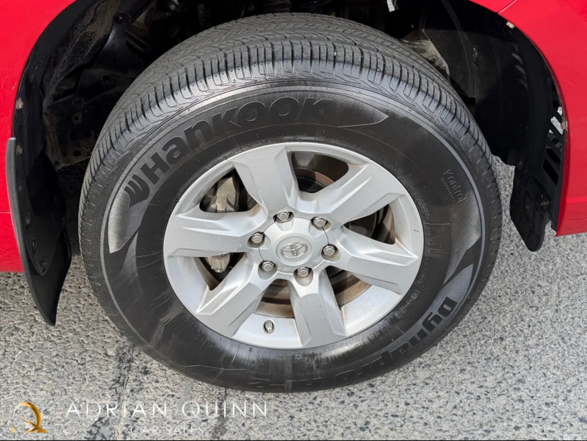 Toyota Land Cruiser SUV, Diesel, 2017, Red