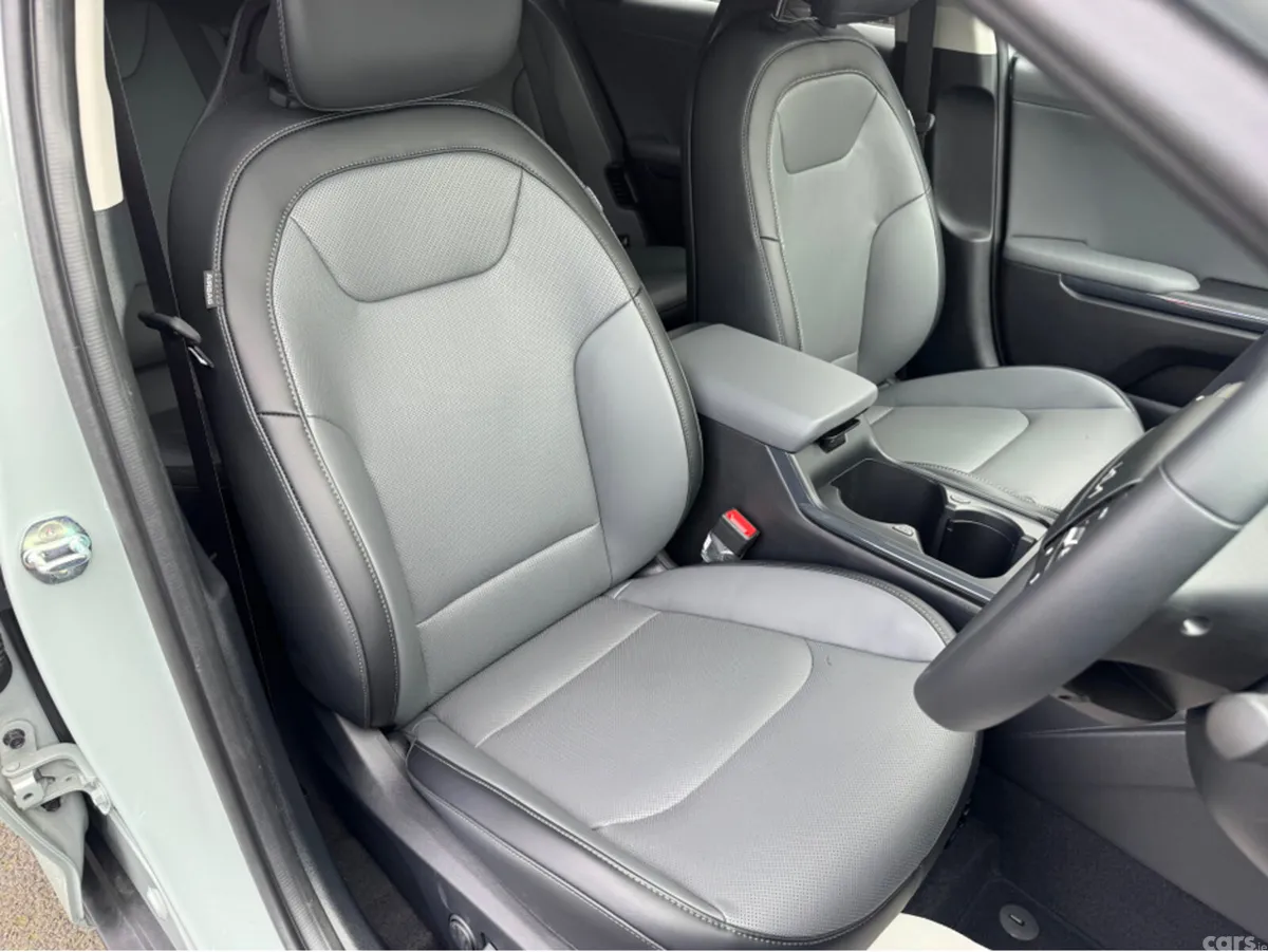 Kia K4 Hatchback, Petrol, 2027, Green