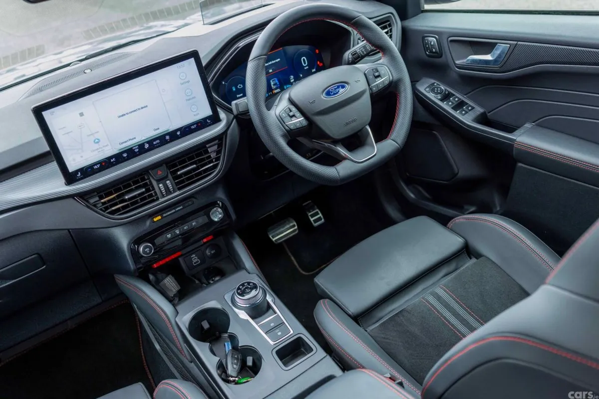 Ford Kuga SUV, Petrol Plug-in Hybrid, 2026, Grey