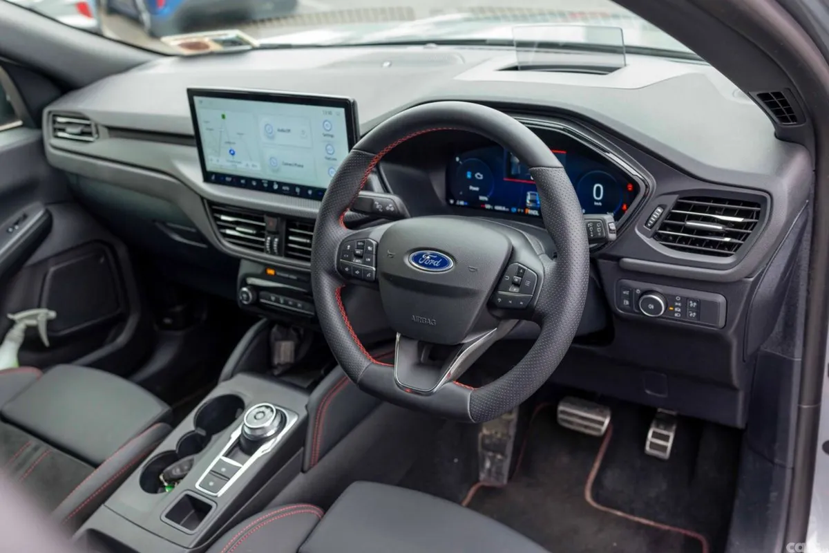 Ford Kuga SUV, Petrol Plug-in Hybrid, 2026, Grey