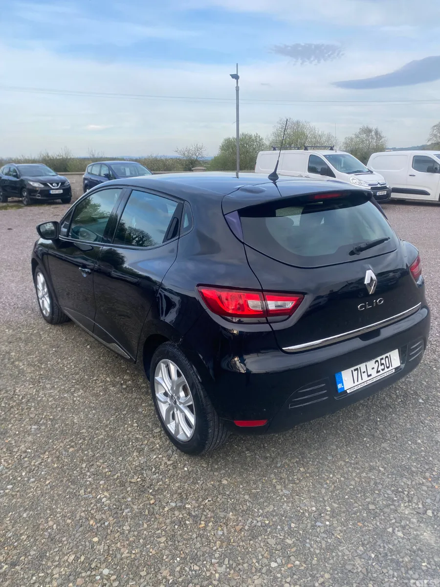Renault Clio Hatchback, Petrol, 2017, Black