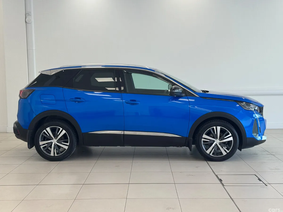 Peugeot 3008 MPV, Diesel, 2022, Blue