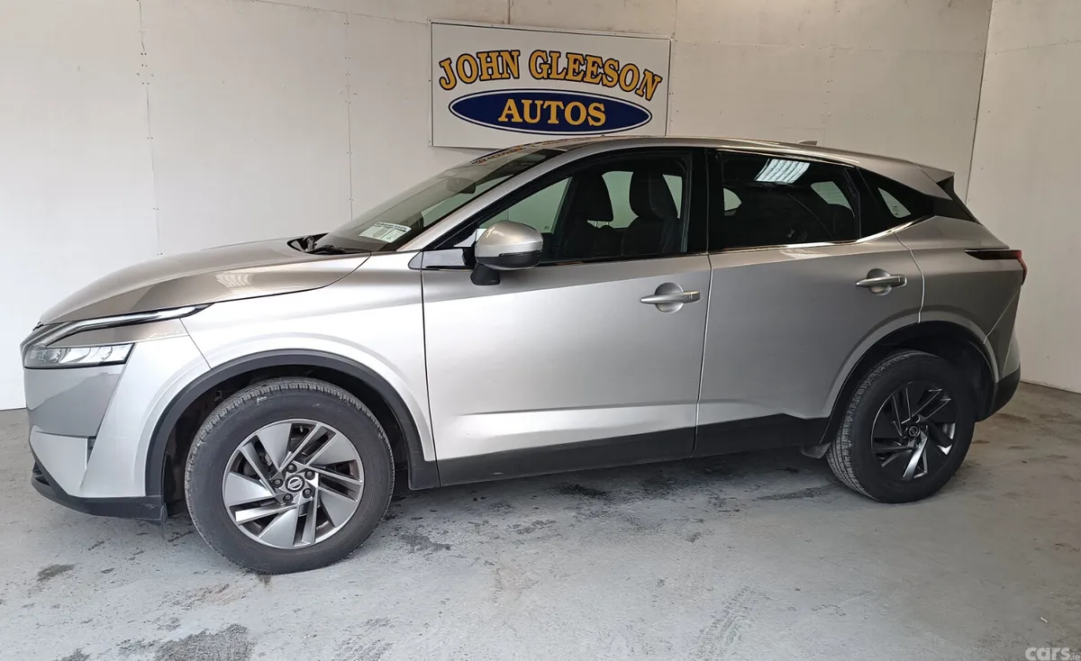 Nissan Qashqai SUV, Petrol, 2022, Grey