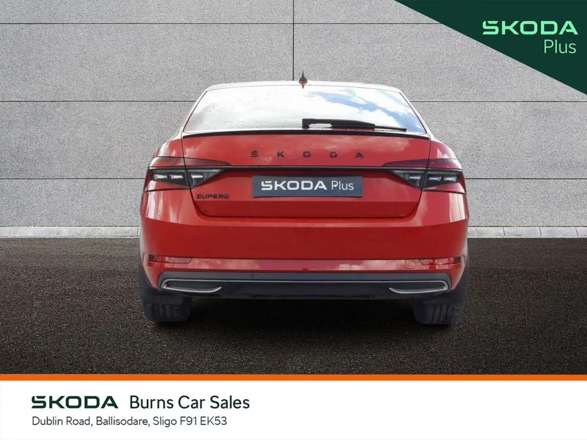 Skoda Superb Saloon, Diesel, 2024, Red