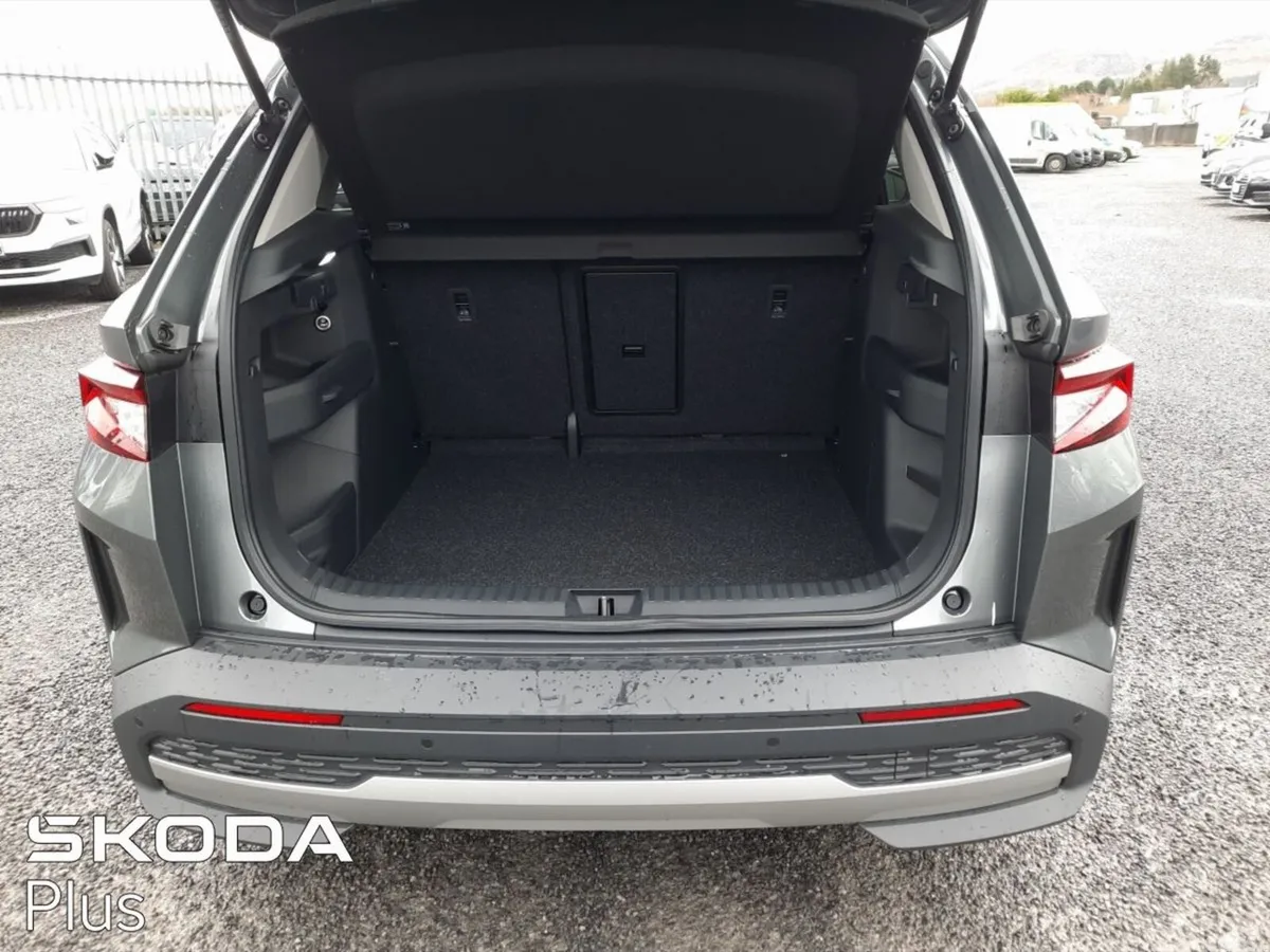Skoda Elroq Hatchback, Electric, 2026, Grey