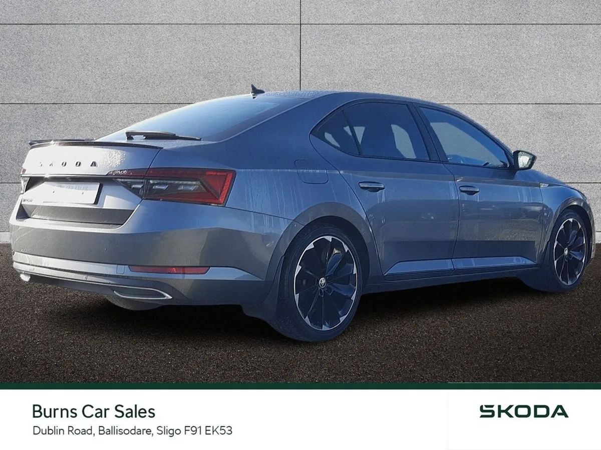 Skoda Superb Saloon, Diesel, 2022, Grey
