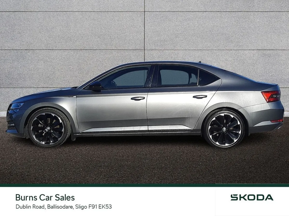 Skoda Superb Saloon, Diesel, 2022, Grey