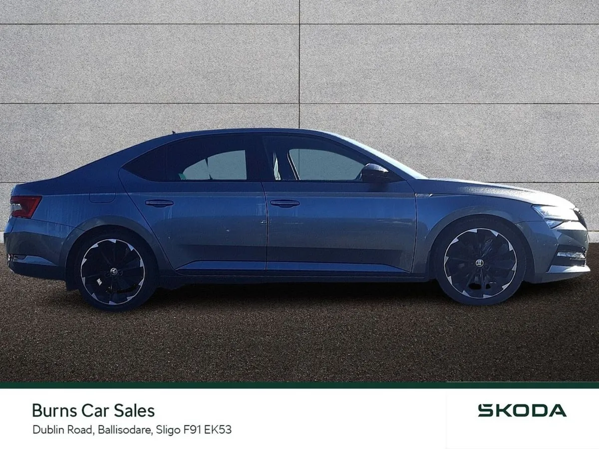 Skoda Superb Saloon, Diesel, 2022, Grey
